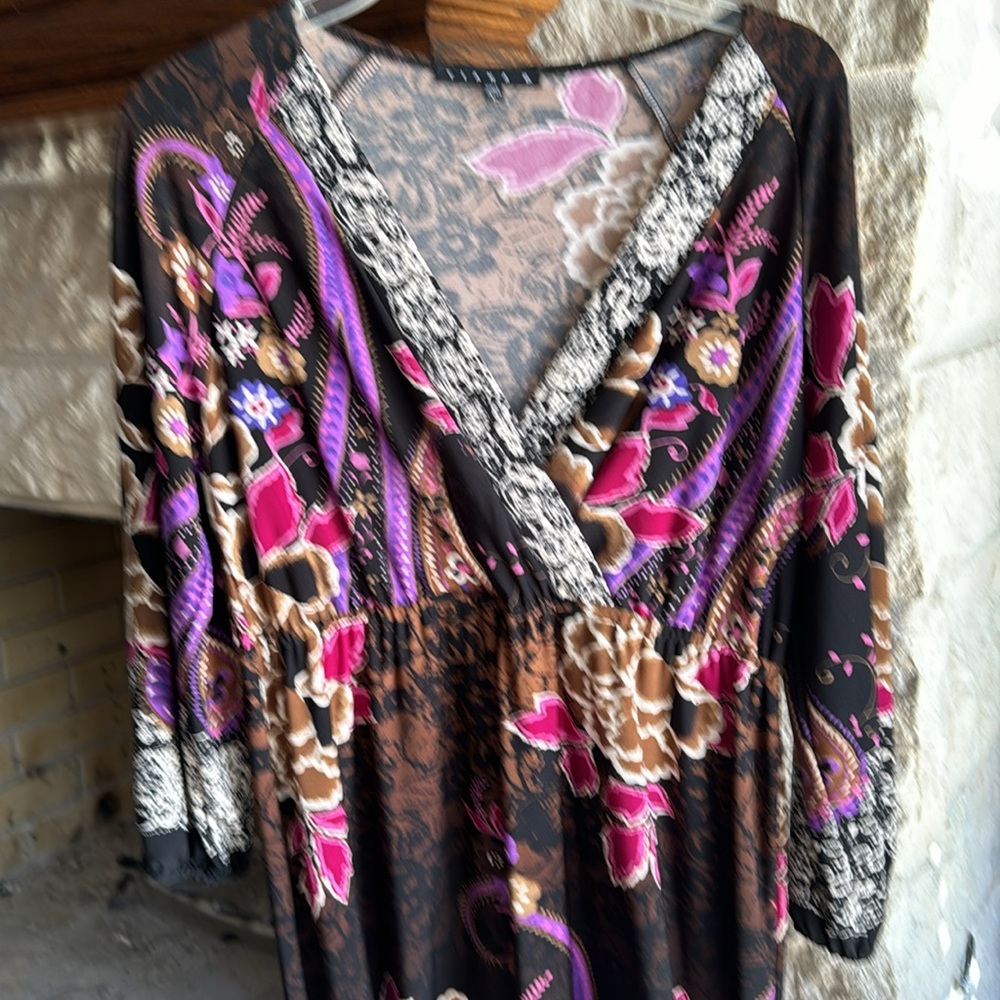 Tiana B black & brown 3/4 sleeve midi dress with pink & purple accents. Size L